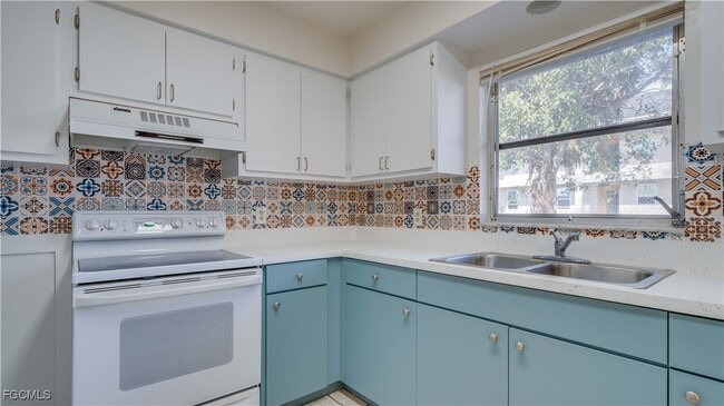 Building Photo - 107 SW 16th Terrace