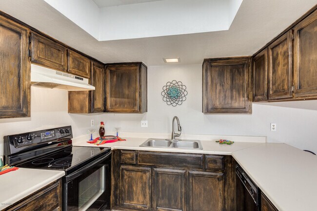 Building Photo - 14466 N 58th Ln