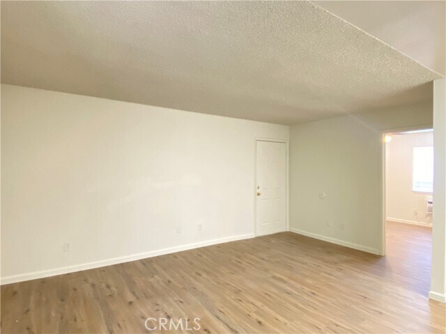 Building Photo - 1620 W Euclid Ave