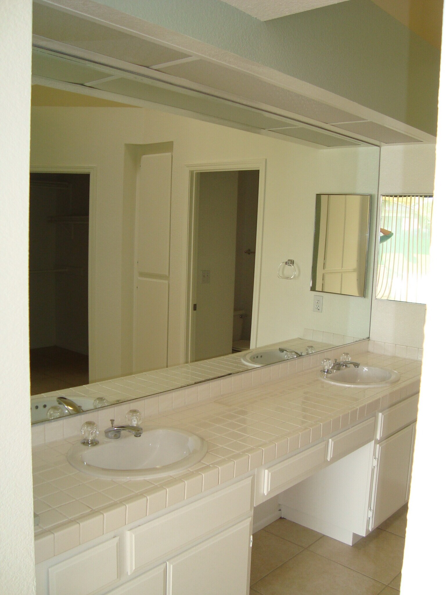 Building Photo - 42593 Liolios Dr