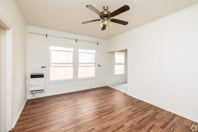 Living Room - 1427 N Kingsley St