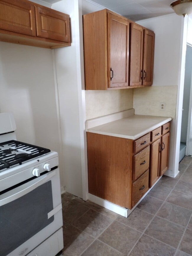 Building Photo - 249 S Peterboro St