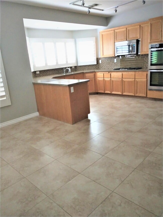 Building Photo - 78724 Como Ct