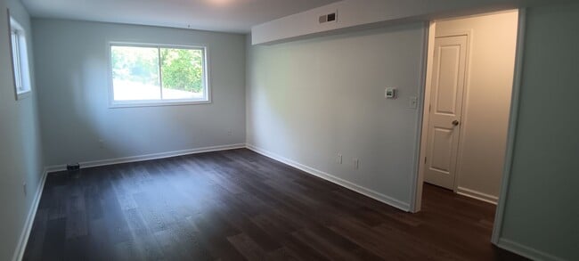 Building Photo - Christiansburg, 2 BR / 1 BA, Available in Aug 14th