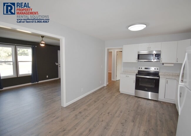 Building Photo - 401 Dunnaway St