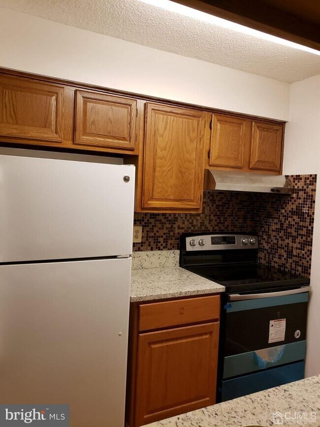 Building Photo - 5310 Ravens Crest Dr
