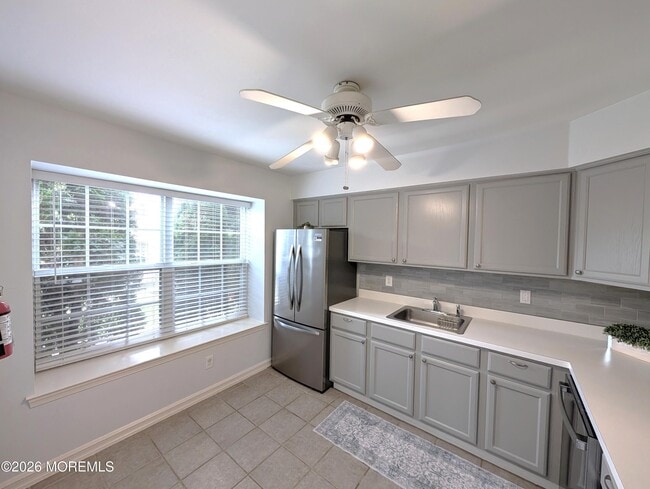 Building Photo - 53 Grassmere Ct