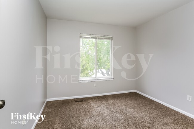 Building Photo - 21439 Georgetown Dr