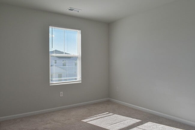 Building Photo - 1057 Saltgrass Way