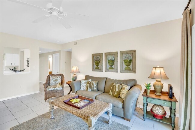 Building Photo - 5040 Harmony Cir