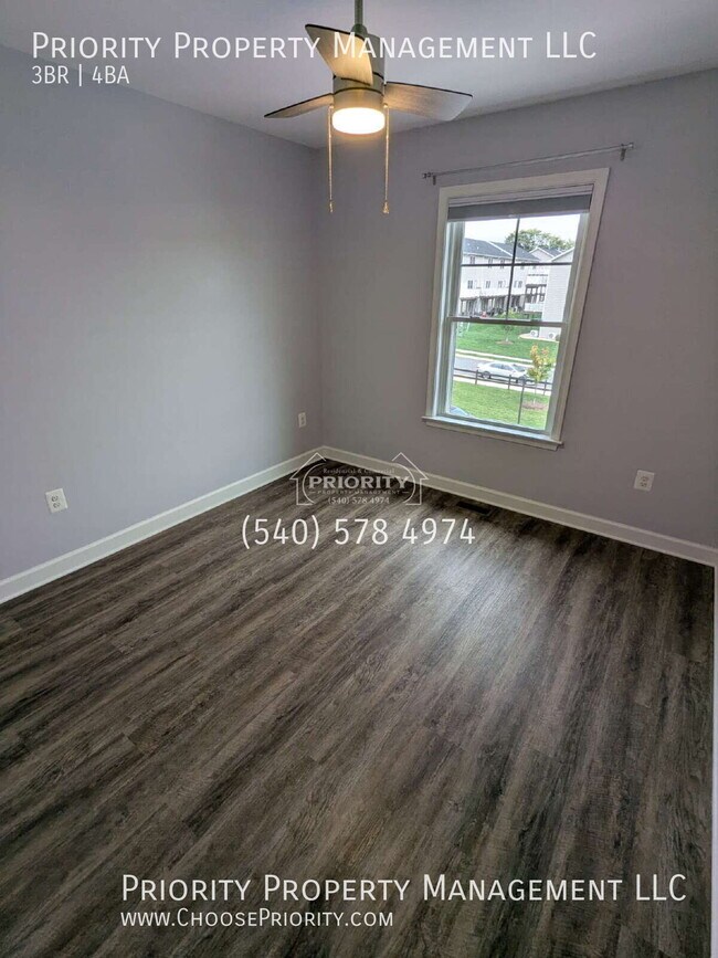 Building Photo - 2906 Belgian Dr