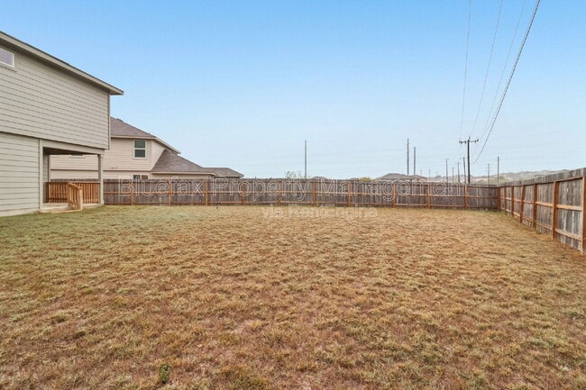 Building Photo - 11319 War Emblem