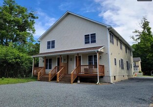 Building Photo - 127 Pine St