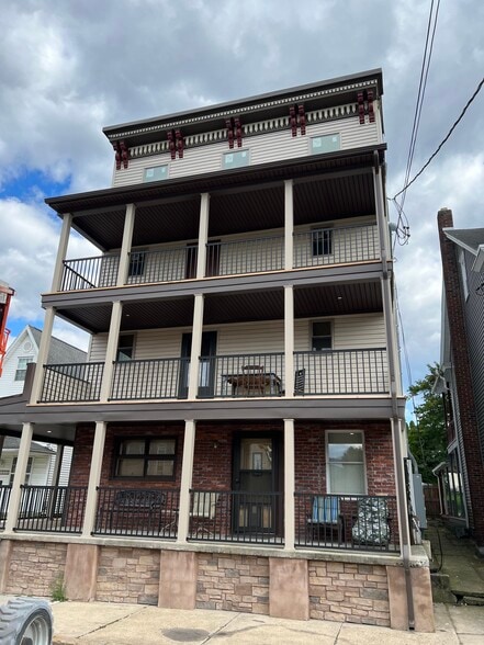 Primary Photo - 107 W Biddle St