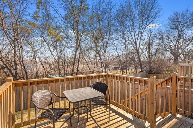 Building Photo - Open Layout home in Maynor Place