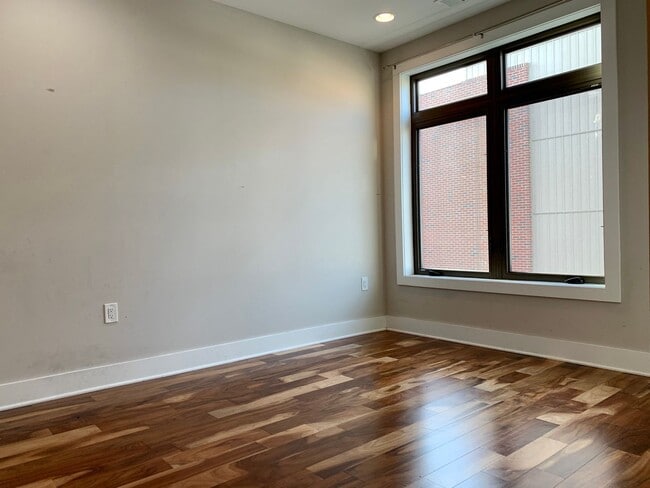 Building Photo - Stunning 3-Bed Townhome with Garage in Northern Liberties! Available mid-July!