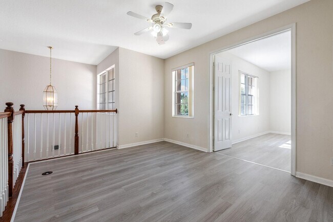 Building Photo - 102 Ibisca Terrace