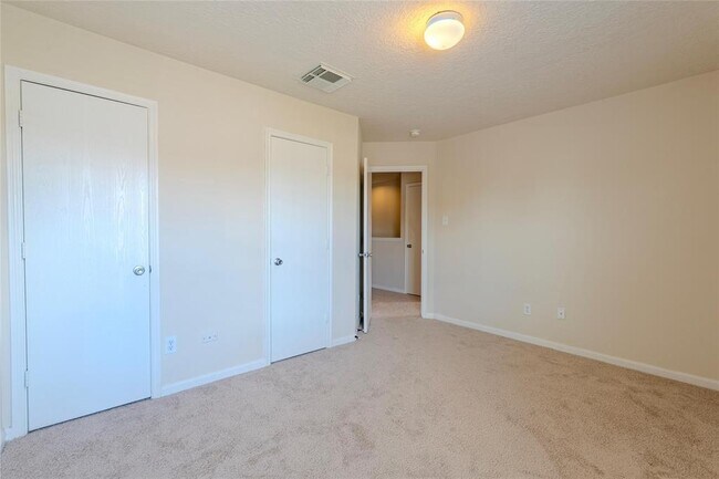 Building Photo - 11310 Sugar Bowl Dr