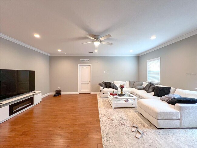 Building Photo - 948 NW 252 Dr