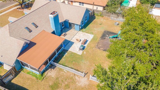 Building Photo - 3908 Rosedale Dr