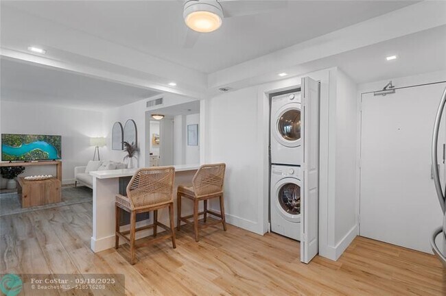 Building Photo - 3500 Galt Ocean Dr