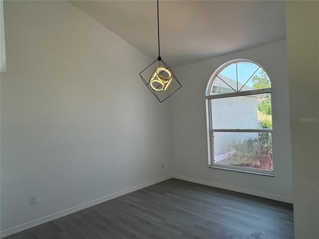 Building Photo - 215 Hollowbrook Cir