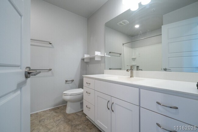 Building Photo - Ho’opili Gem Townhouse – 2-Bed, 2-Bath Ups...