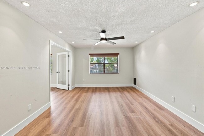 Building Photo - 6820 SW 128th Ct