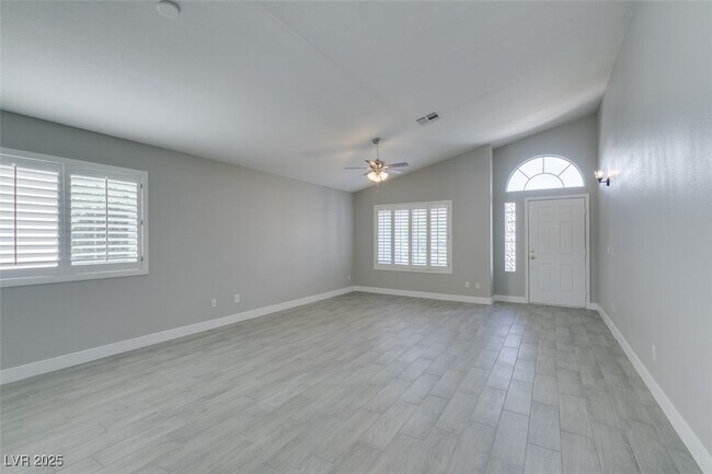 Building Photo - 2744 Summerchase Ln