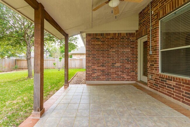Building Photo - 10820 Split Stone Way