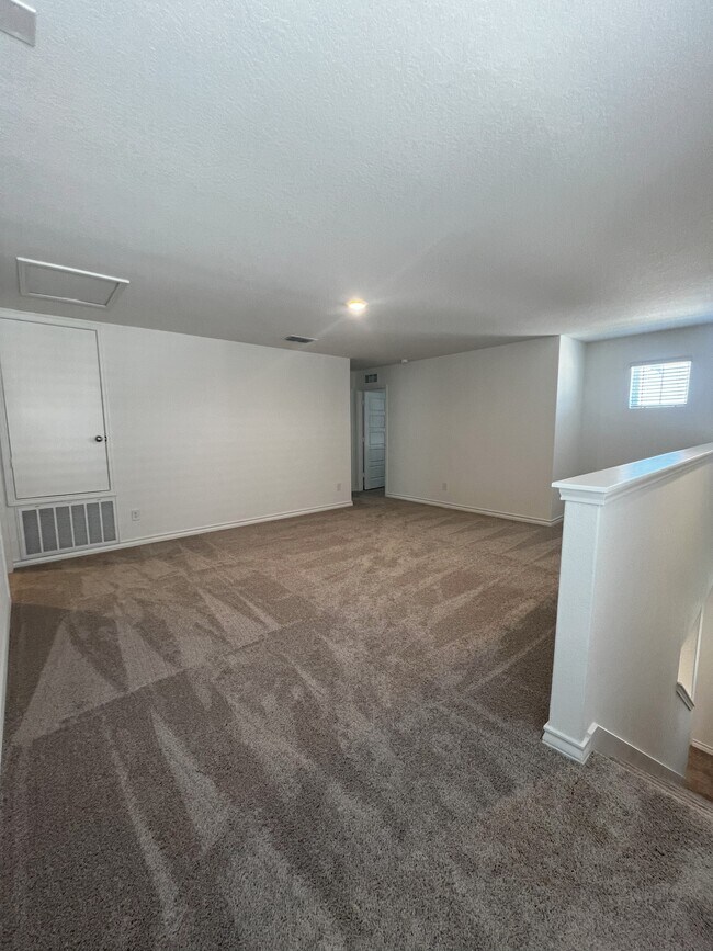 Building Photo - 4037 Lily Glade Ln