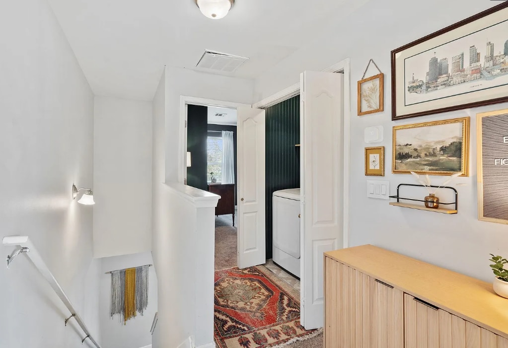Building Photo - 5433 Perlou Ln