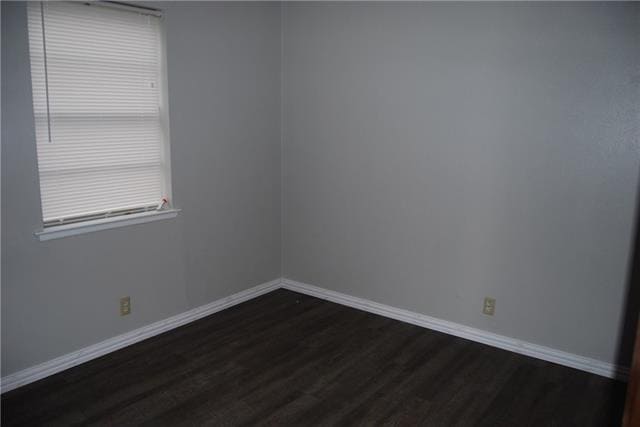 Building Photo - 909 Memorial Dr