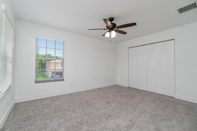 Building Photo - 10324 Willow Oaks Trail
