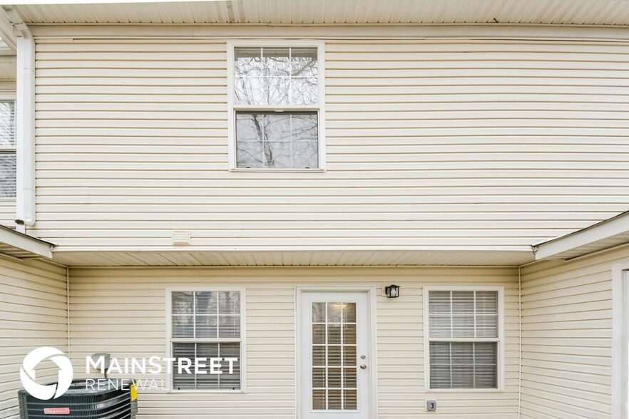 Building Photo - 8027 Mickey Katz Cir