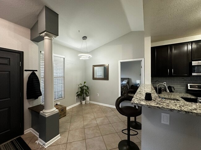 Building Photo - 4045 S Crystal Cir