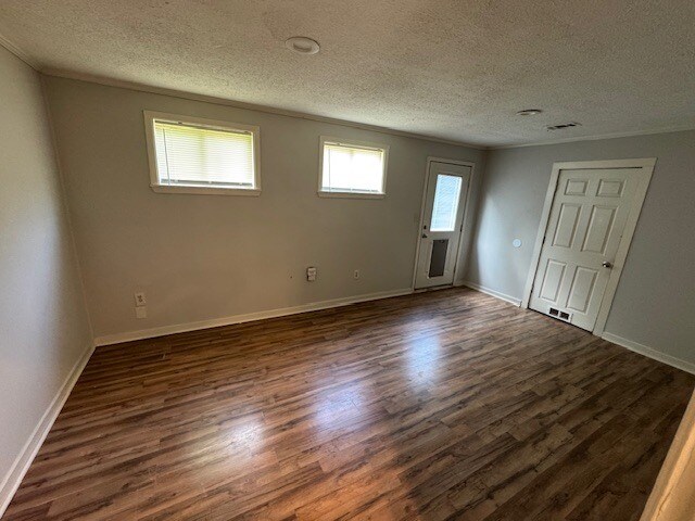 Building Photo - 4316 Nancy St