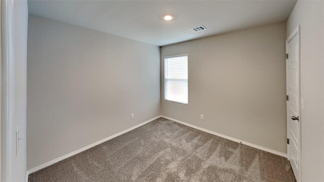 Building Photo - 10009 SW 41st St