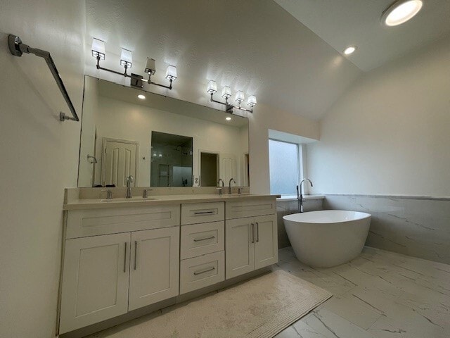 Building Photo - 8519 Babbling Brook Ct