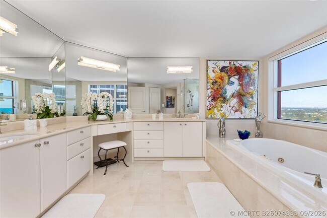 Building Photo - 2110 N Ocean Blvd