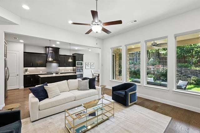 Building Photo - 4116 Petrus Blvd