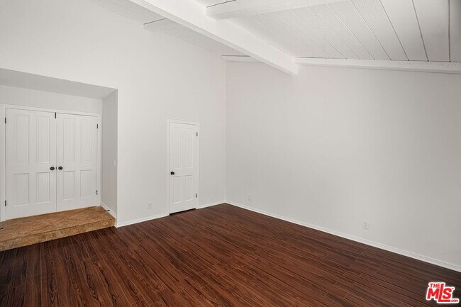 Building Photo - 2952 Bottlebrush Dr