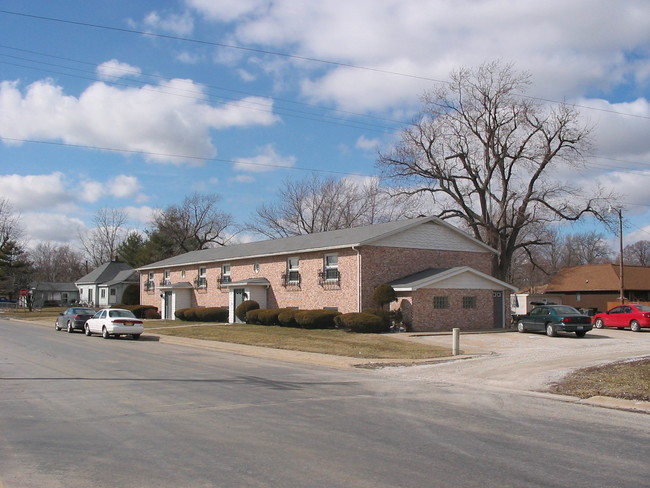 Primary Photo - 300 W 7th St
