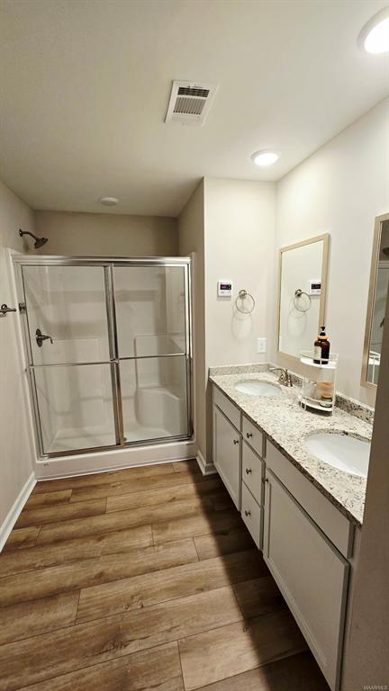 Building Photo - 112 Kohn Dr