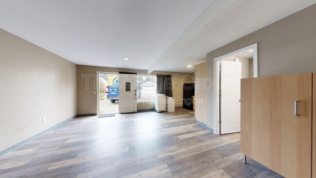 Building Photo - 12805 SW Washington St