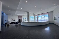 Building Photo - 320 Adolphus Ave
