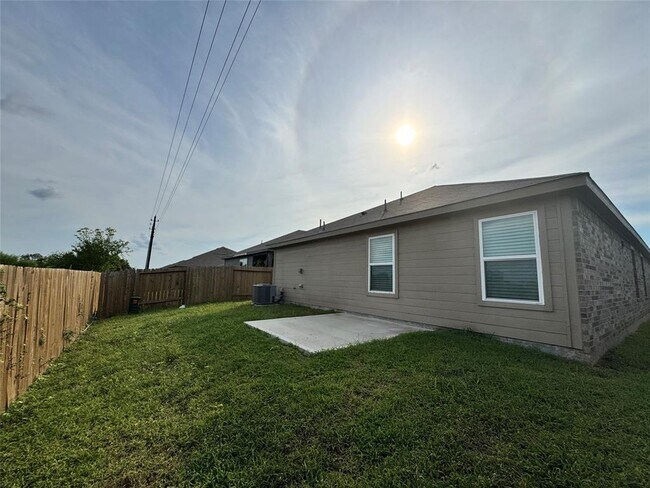 Building Photo - 7922 Vacek Meadows Loop