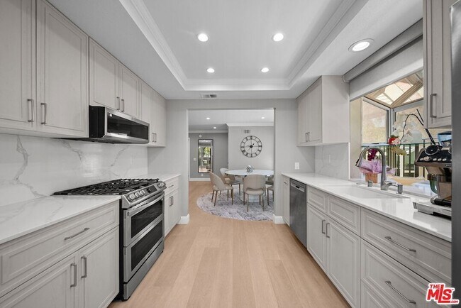 Building Photo - 5413 Mark Ct