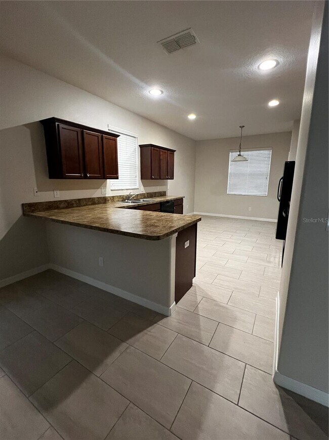 Building Photo - 2616 Carrickton Cir