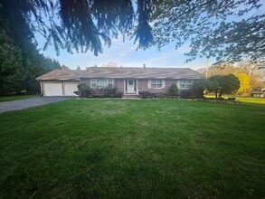 Building Photo - 297 Airmont Ave